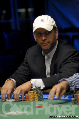 1747754267_original_EV11_Thomas_Smokey_Roupe-web.jpg