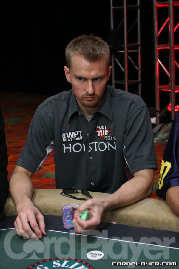 1747754452_original_Michael_Binger_uspokerbowl_seth_niesen.jpg