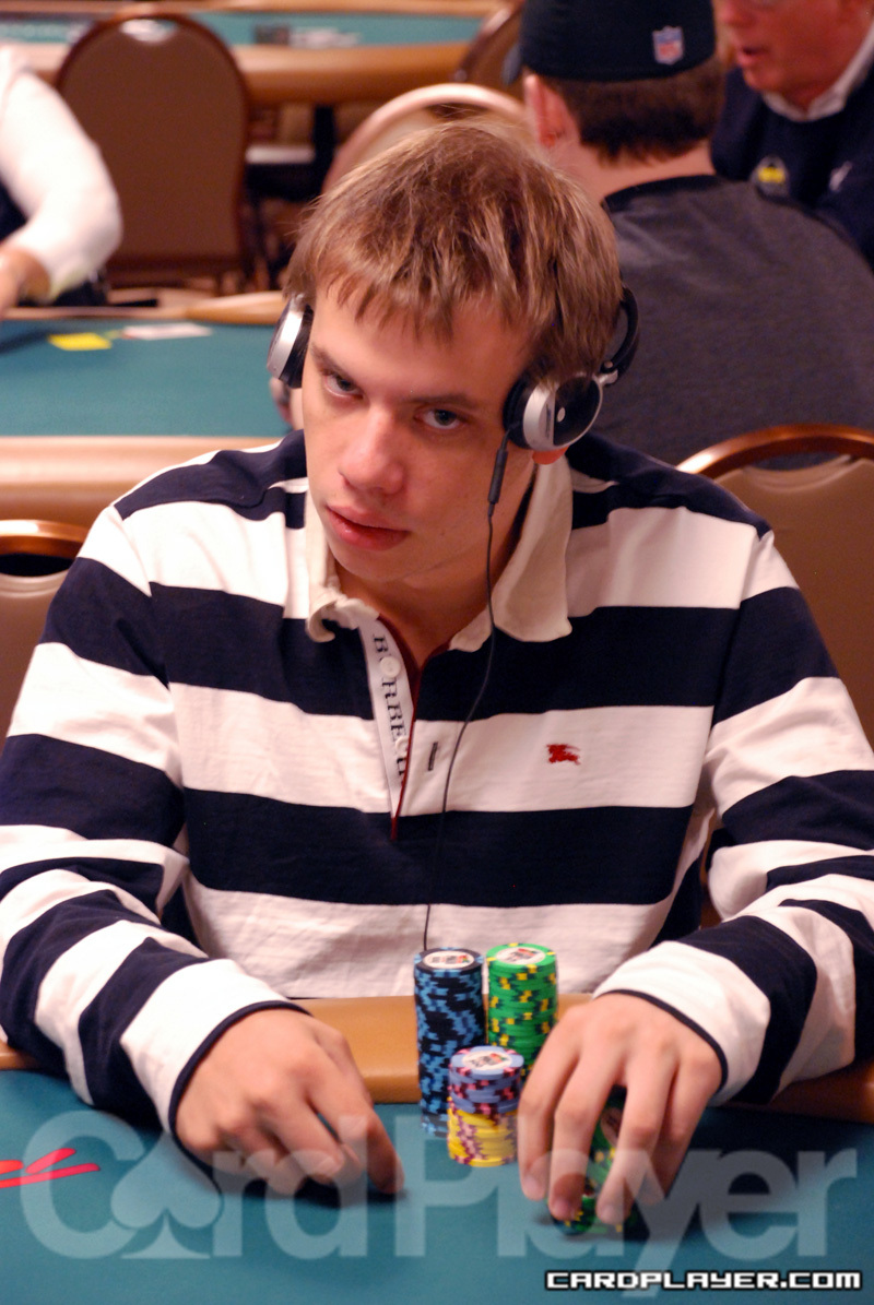 1747754504_original_JasonStrassa_WSOP_EV8_Day1.jpg