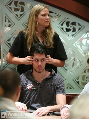 Nick Schulman receives a massage on Day 1a of the WPT World Championship