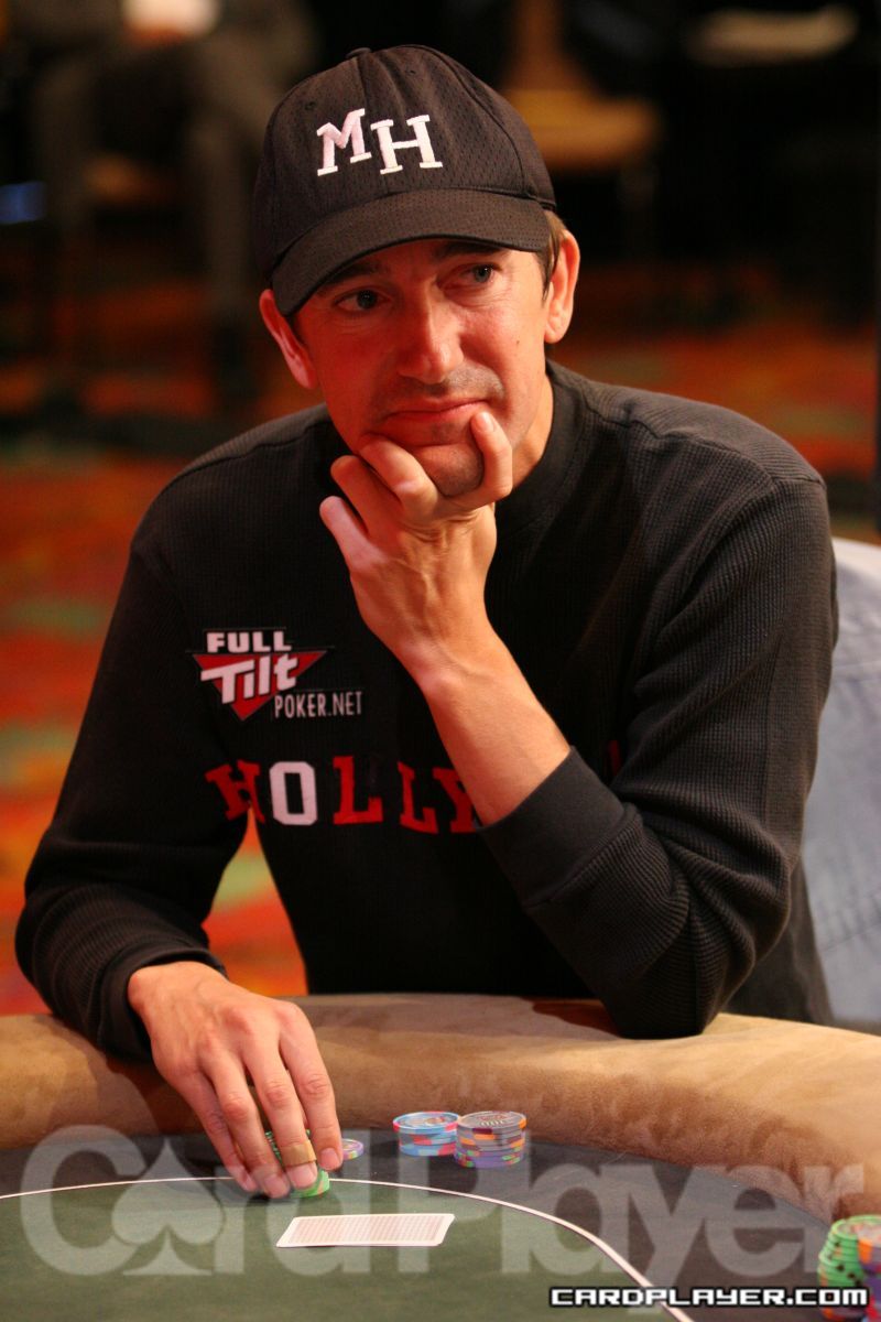 1747754878_original_Kirk_Morrison_poker_bowl_finale_Seth_Niesen.jpg