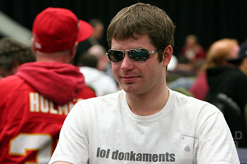 Day 1a chipleader Jonathan Little lets his t-shirt do the talking on Day 2 of the WPT North American Poker Championship at the Fallsview Casino