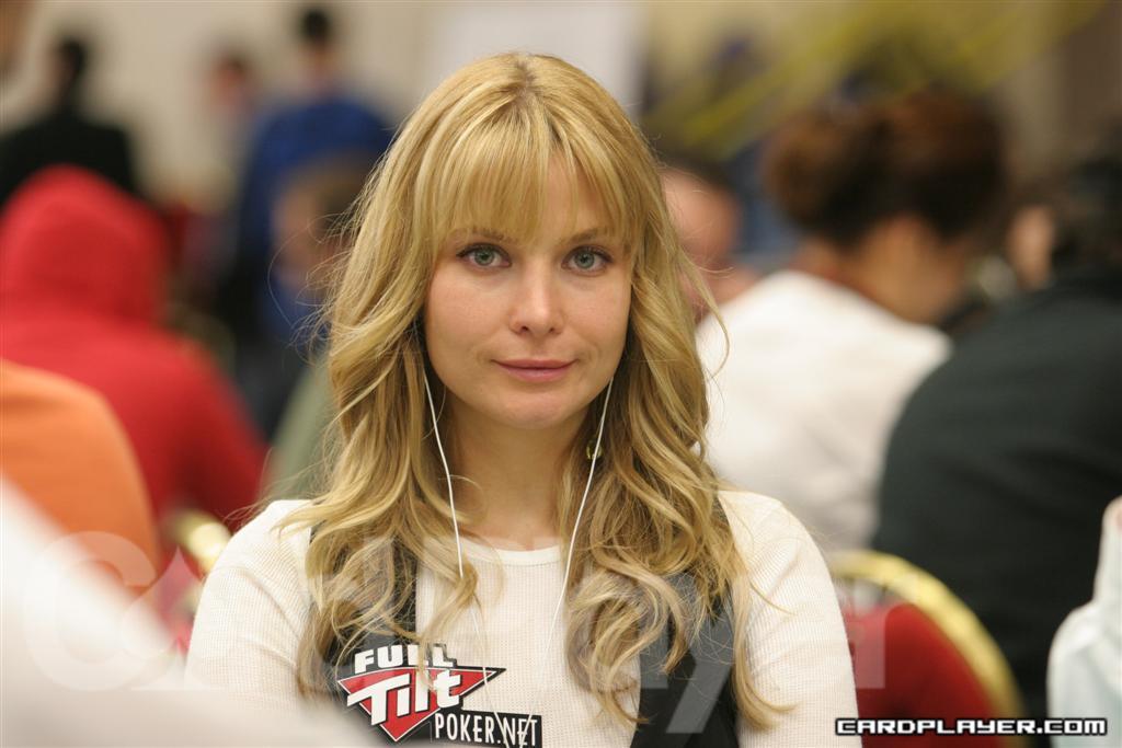 Erica Schoenberg