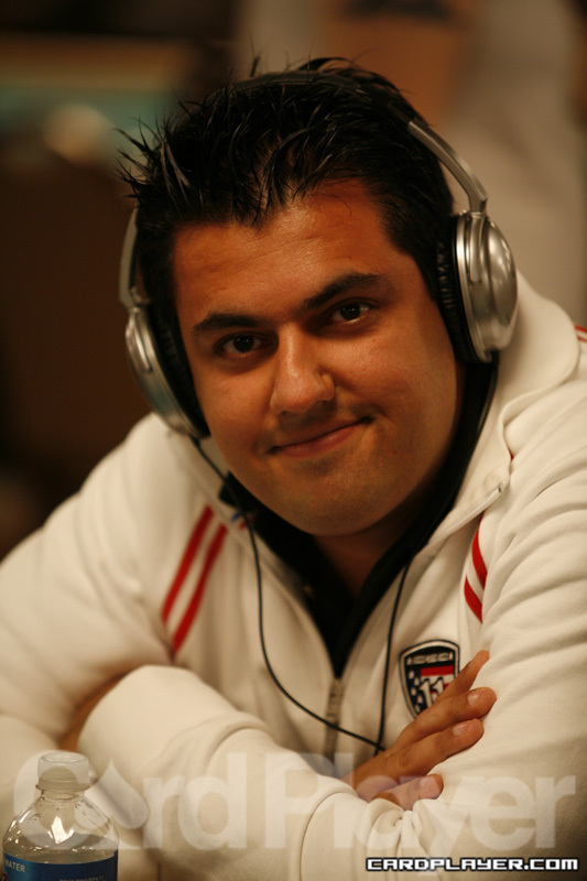 1747756541_original_VarahramVardjavand_WSOP_EV50_Day1.jpg