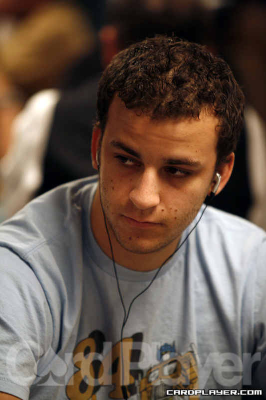 1747756726_original_SorelMizzi_WSOP_EV52_Day1.jpg