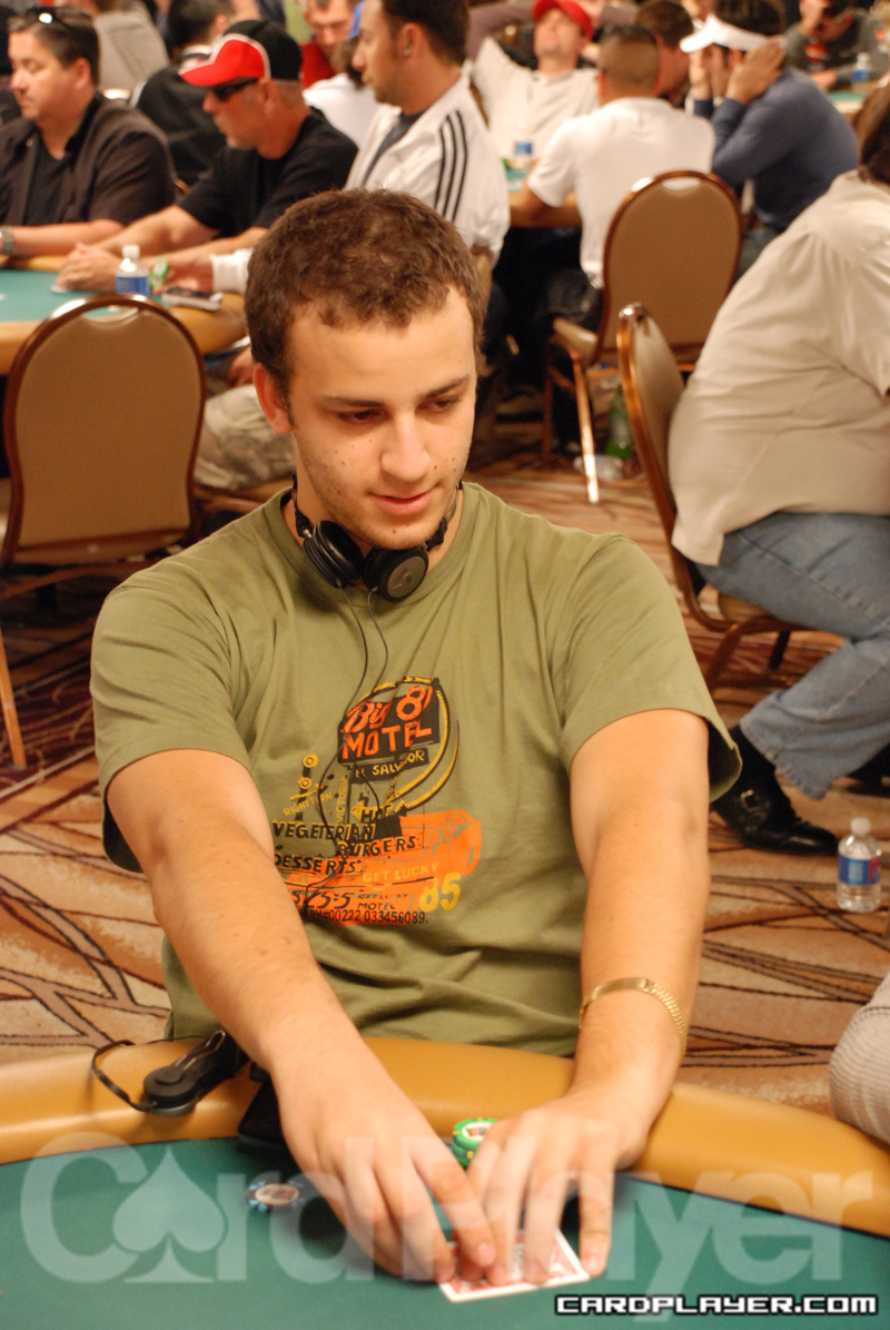 1747756729_original_SorelMizzi_WSOP_EV37_Day1.jpg