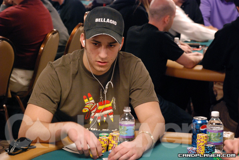 1747756733_original_SorelMizzi_WSOP_EV13_Day1.jpg