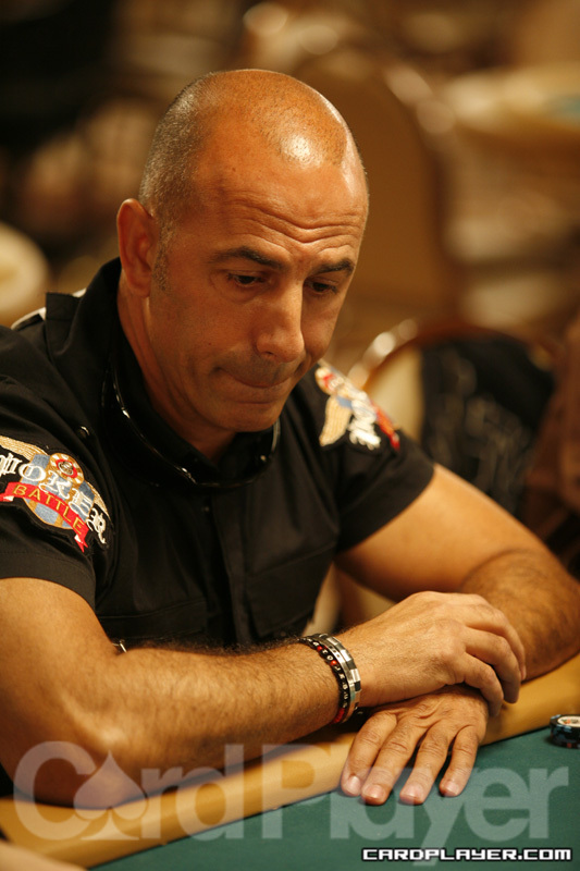 1747756792_original_PhillipRouas_WSOP_EV54_Day1.jpg