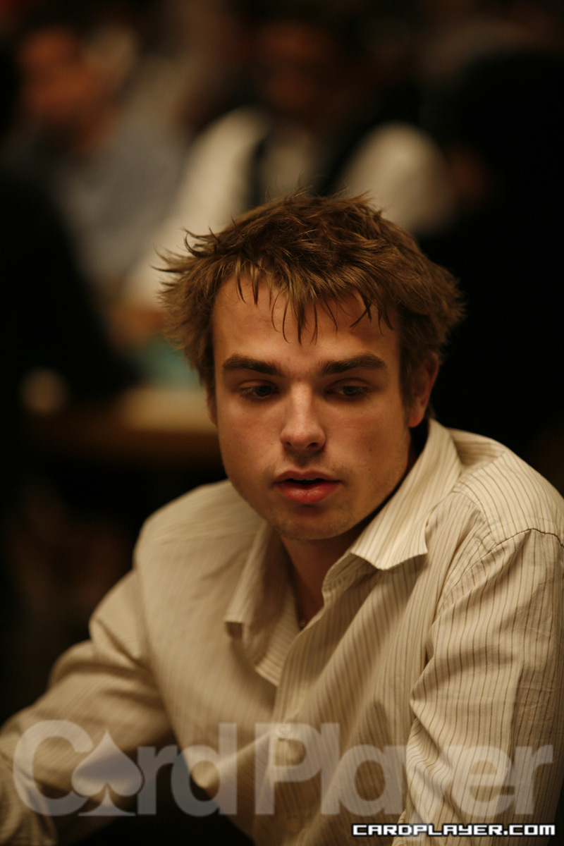 1747757358_original_RoryMatthews_WSOP_EV45_Day1.jpg
