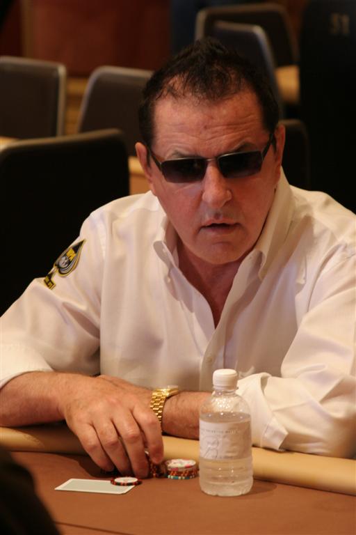 1747759070_original_PierreNeuville1_Large_.JPG