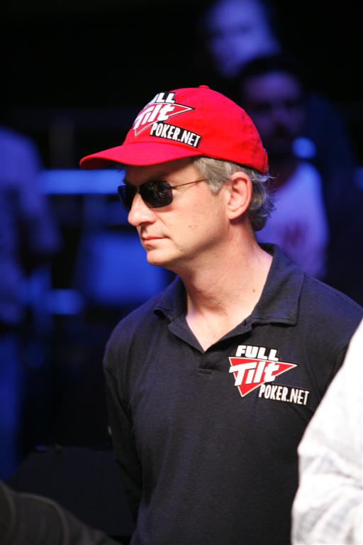 1747759102_original_StevenBegleiter3_Large_.JPG