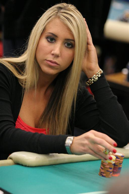 1747759394_original_LaurenKling3_Large_.JPG