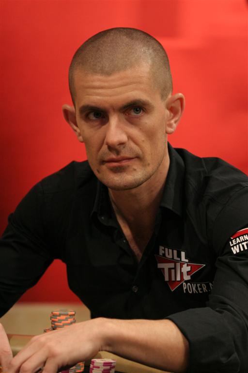 1747759466_original_GusHansen_Large_.JPG