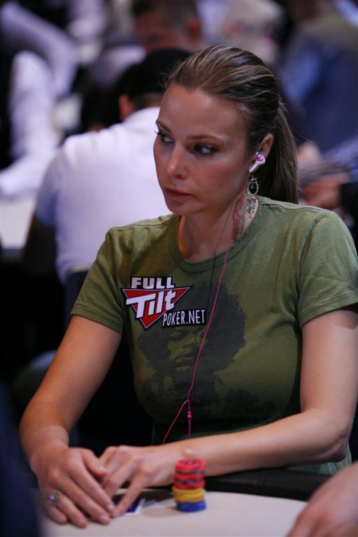 1747759568_original_EricaSchoenberg_Large_.JPG