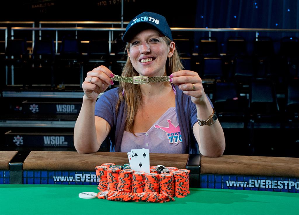 1747759859_original_VanessaHellebuyckWinnerPhoto_Large_.jpg