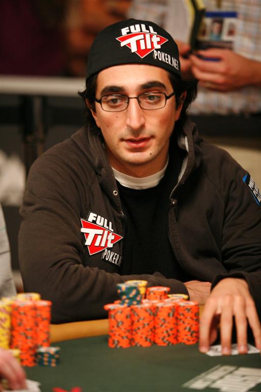 1747760291_original_GabrielNassif_Large_.JPG