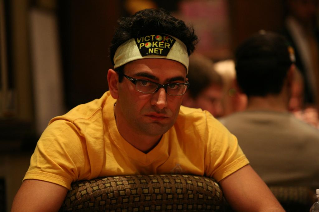 Antonio Esfandiari
