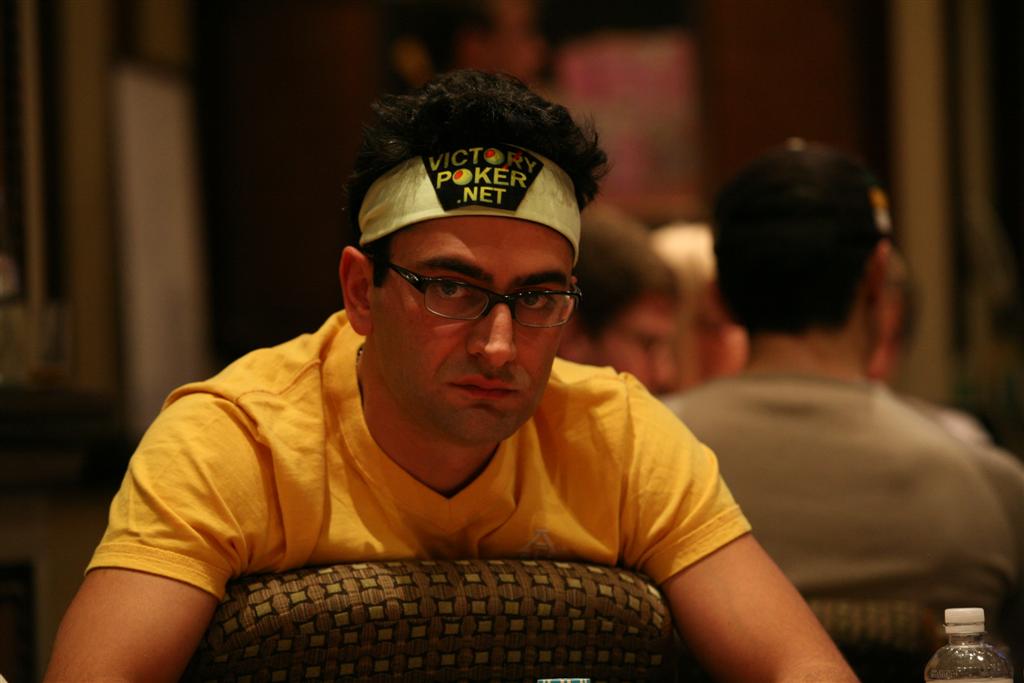 Antonio Esfandiari