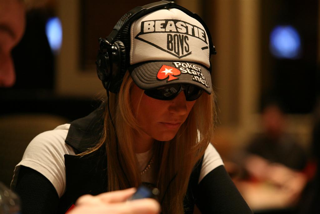 1747760656_original_VanessaRousso_Large_.JPG