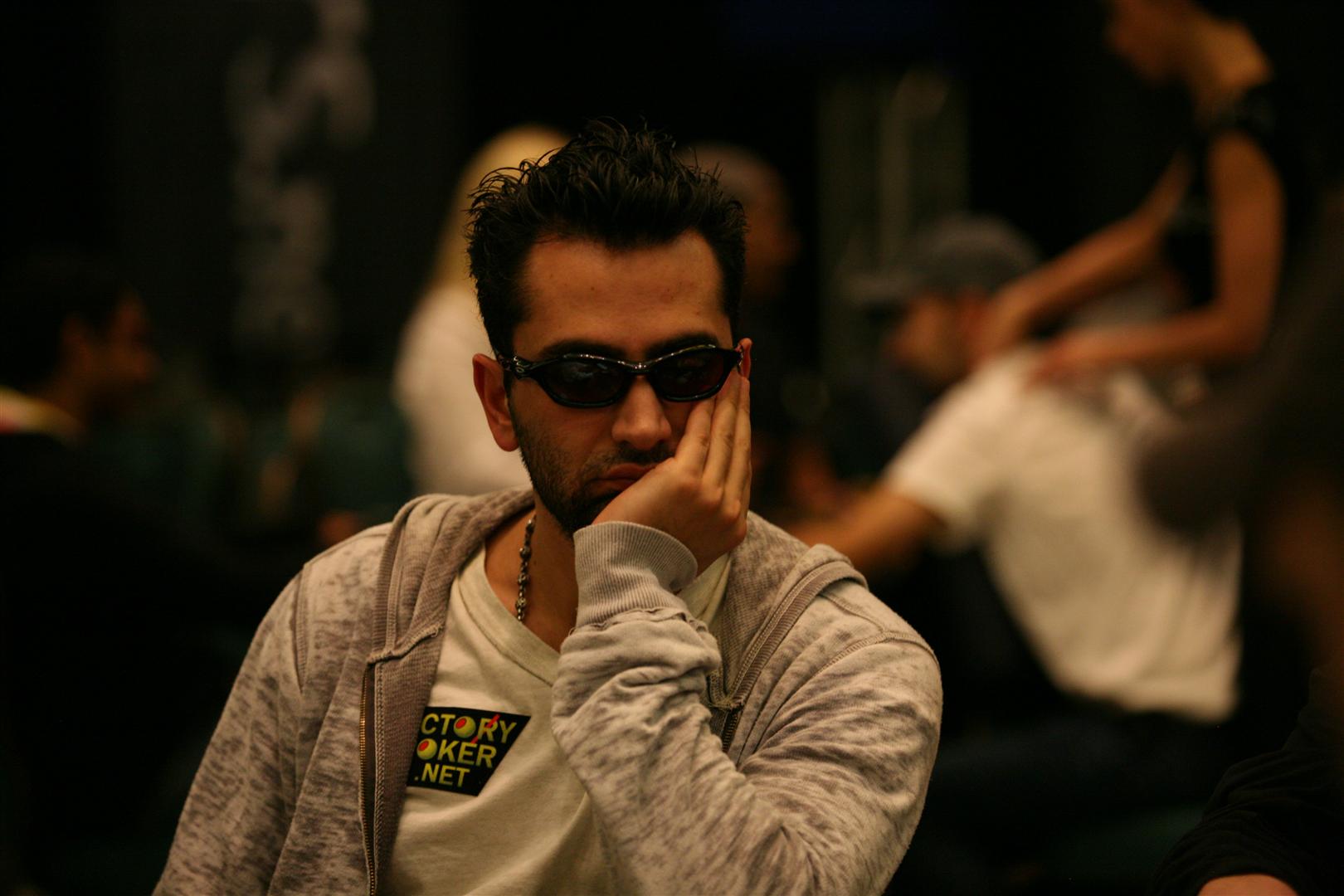 Antonio Esfandiari