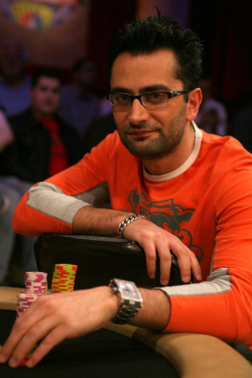 Antonio Esfandiari