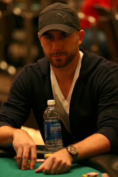 1747760847_original_Garry_Gates_401x600.JPG