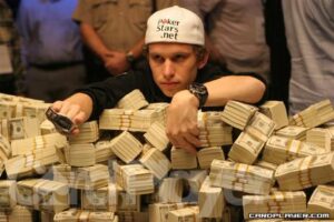 PaddyPower Takes Bets on WSOP Main Event