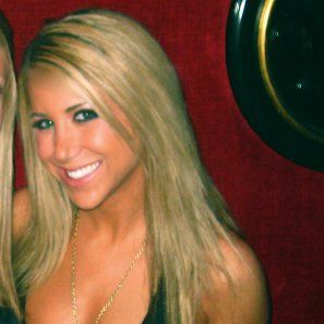 Lauren Kling Visits The Online Zone