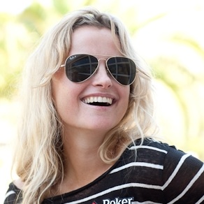 Christmas Poker Q and A -- Fatima Moreira de Melo