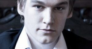 Palmer's $350K Pot versus Antonius