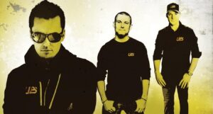 Absolute Poker and UB Fire 11 Pros