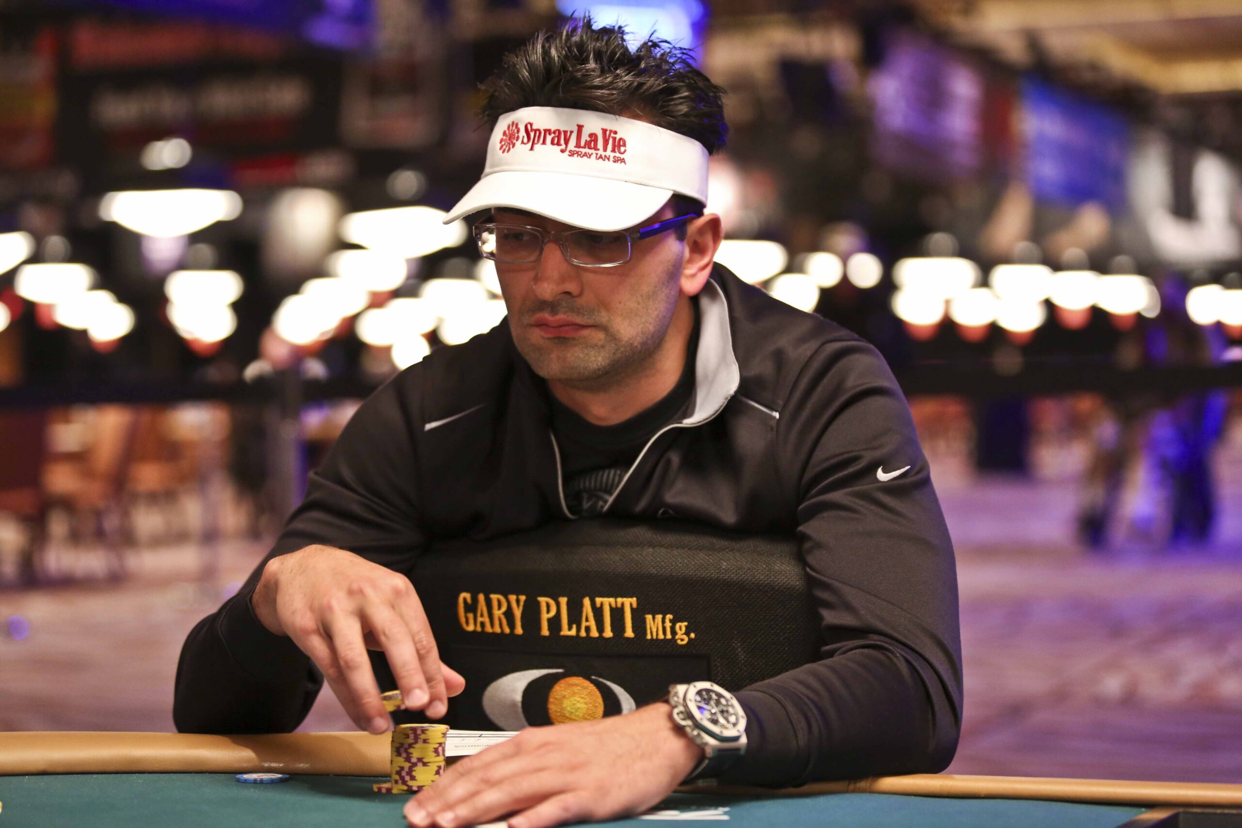 Antonio Esfandiari