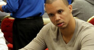 Phil Ivey Enters the 2012 L.A. Poker Classic