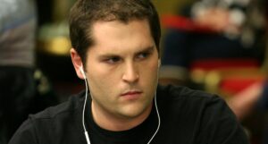 Bart Hanson: Crushing Live Poker With Twitter