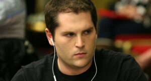 Bart Hanson: Crushing Live Poker With Twitter