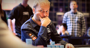Daniel Negreanu Loses Limit Heads-Up Match With 'rUaBot"