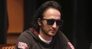 2012 WSOP Overnight Leaders Report