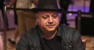 2012 WSOP Overnight Leaders Report