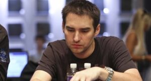 2012 WSOP Overnight Leaders Report