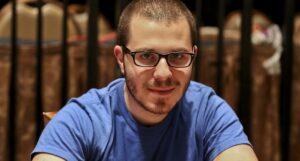 2012 WSOP Overnight Leaders Report