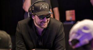 Hellmuth Leads WSOP Europe Main Event Final Table