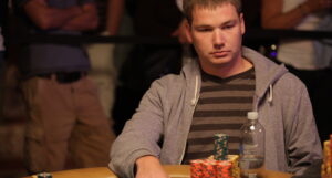 Bazeley: Almost All Successful Players Slight Degen