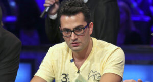 Esfandiari Shrugs Off Tournament Earnings Title