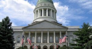 Maine Panel Gives OK To New Casino Study