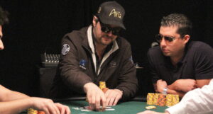 Phil Hellmuth Guns For WSOP Bracelet No. 14