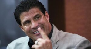 Jose Canseco's Finger Falls Off During Poker Game