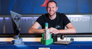 Schulz Wins 2015 PCA Main Event For Nearly $1.5 MM