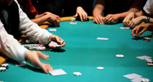 Gunmen Rob Chicago Poker Game, Police Say