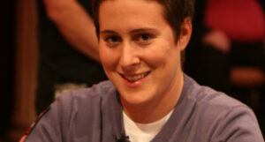 Vanessa Selbst Gives Poker Talk To Science Camp