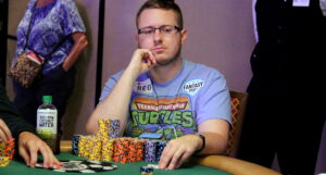 WSOP Main Event: Bubble Bursts, Hastings Near Lead